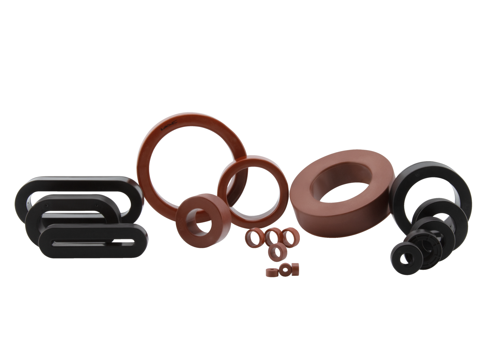 Toroidal and Oval Cores made of Nanocrystalline VITROPERM